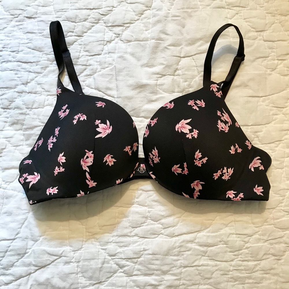 Victoria’s Secret “So Obsessed” Push-Up Bra